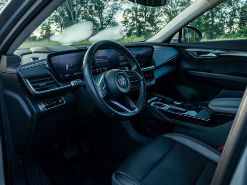 Used 2024 Buick Envision Preferred AWD/4WD image 11