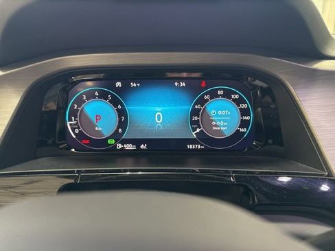 Certified 2024 Volkswagen Atlas Cross Sport SE image 15