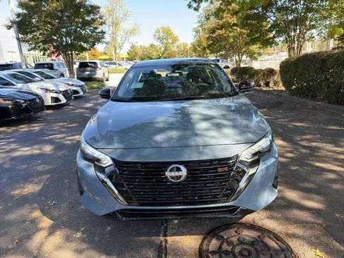 New 2025 Nissan Sentra SR image 2