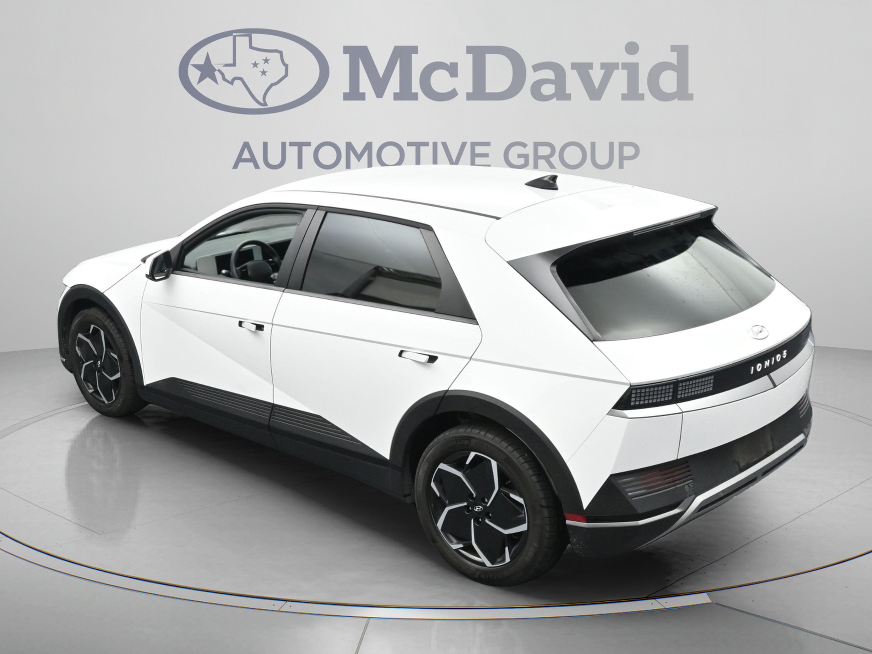 Used 2024 Hyundai Ioniq 5 SEL RWD image 36