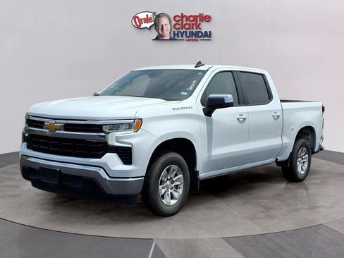 Used 2025 Chevrolet Silverado 1500 LT RWD image 1