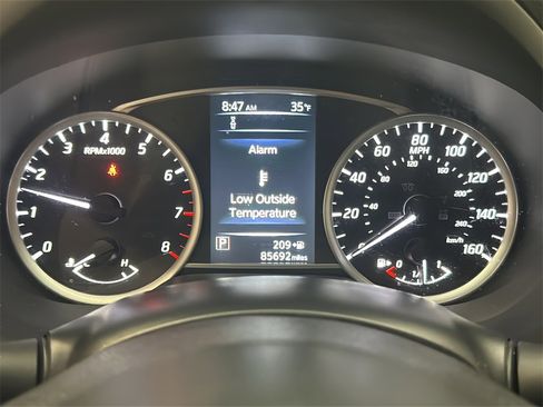 Used 2018 Nissan Sentra SV image 22