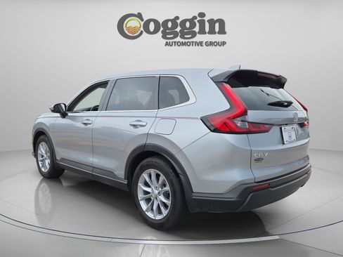 Used 2024 Honda CR-V EX-L image 3