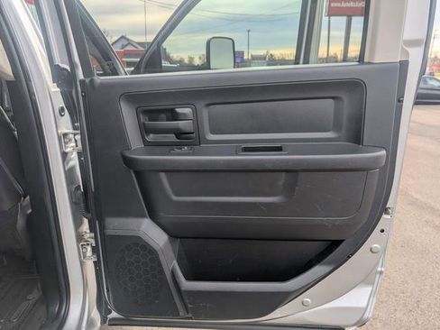 Used 2014 RAM 3500 Tradesman image 23