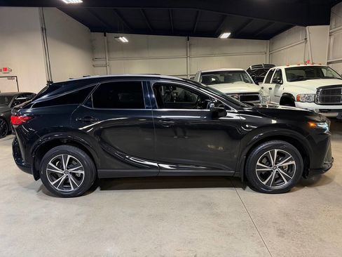 Used 2023 Lexus RX 350h w/ Accessory Package (Z1) AWD/4WD image 6