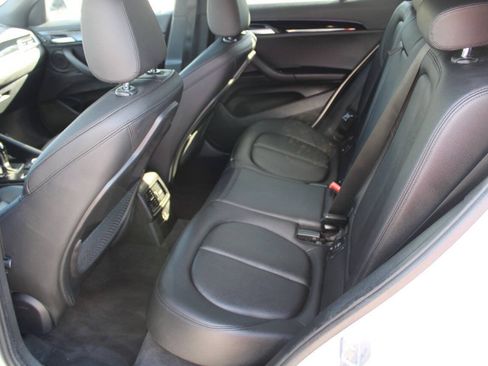 Used 2022 BMW X2 sDrive28i w/ Convenience Package FWD image 14