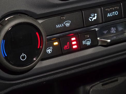 New 2025 Ford Bronco Badlands image 28