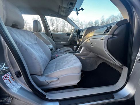 Used 2010 Subaru Forester 2.5X image 13