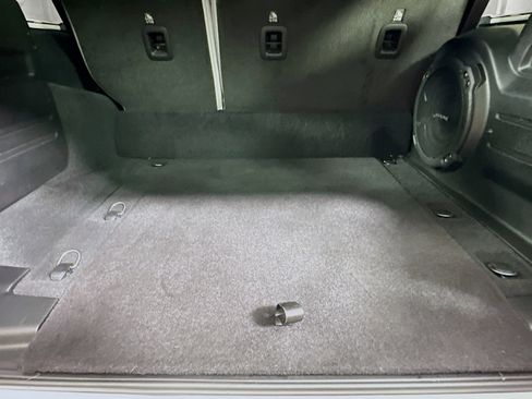 Used 2023 Jeep Wrangler Unlimited Sahara image 28