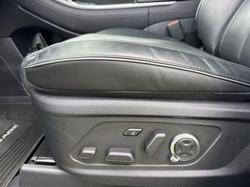 Used 2024 Hyundai Palisade Calligraphy FWD image 13