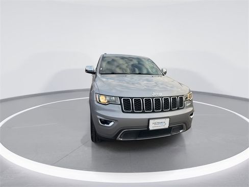 Used 2020 Jeep Grand Cherokee Limited image 3