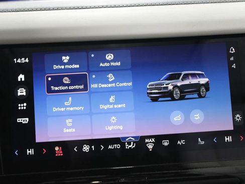 New 2026 Lincoln Navigator Reserve AWD/4WD image 48