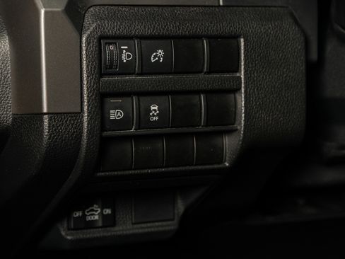 Used 2024 Toyota Tacoma TRD Sport image 31