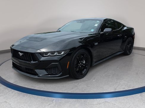 Used 2024 Ford Mustang GT RWD image 1