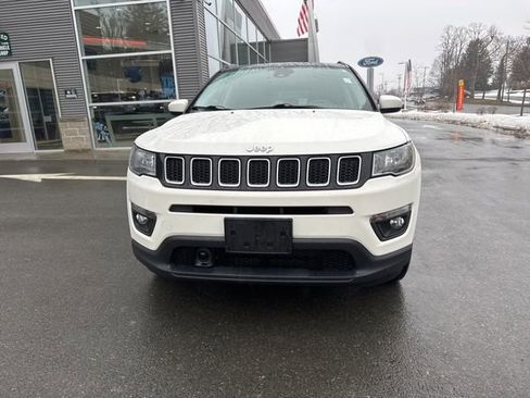 Used 2020 Jeep Compass Latitude image 3