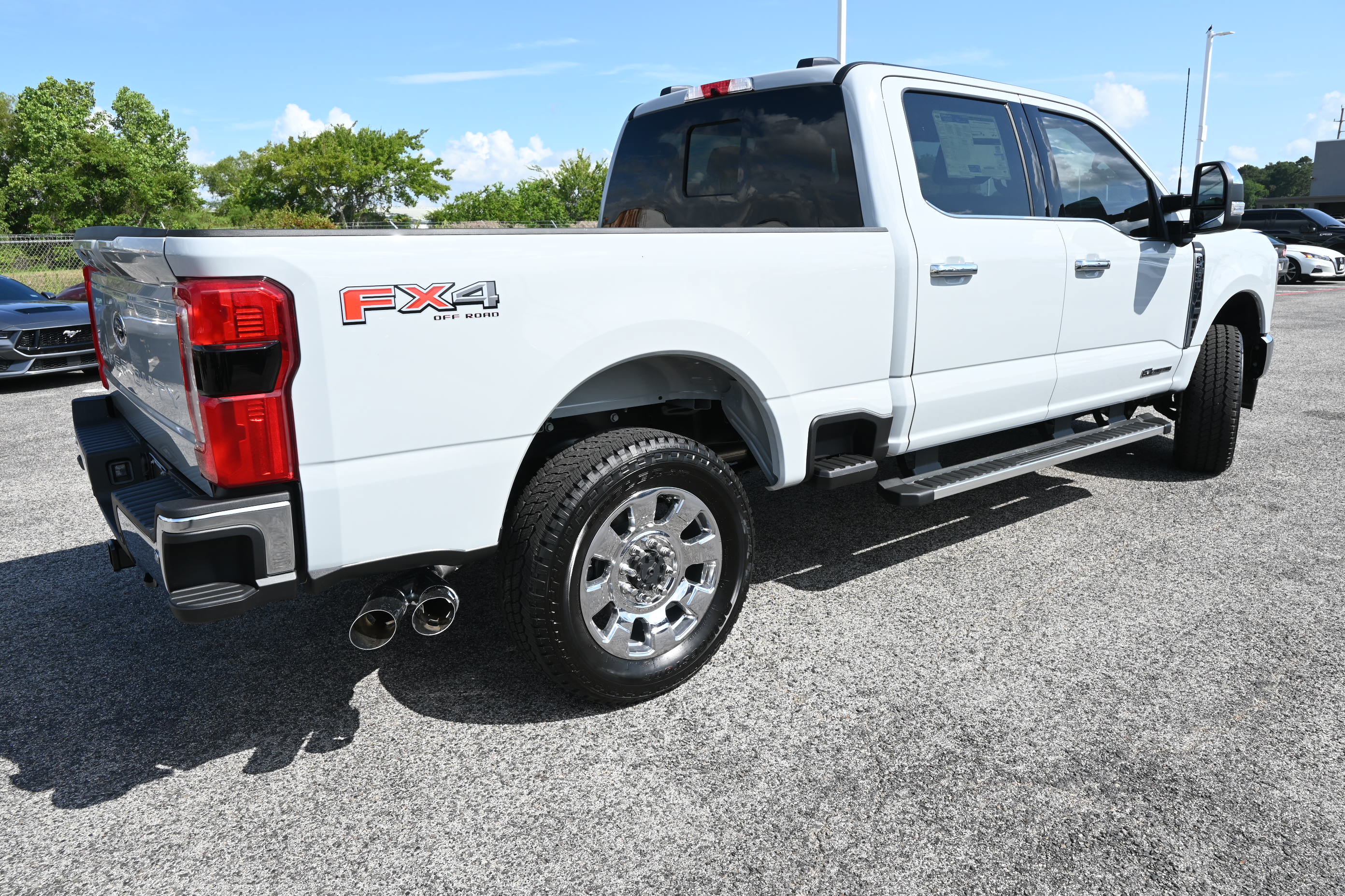 New 2026 Ford F250 Lariat w/ Chrome Package AWD/4WD image 3