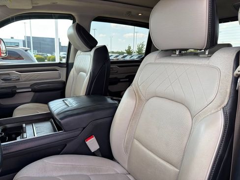 Used 2023 RAM 1500 Limited AWD/4WD image 13