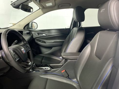 Certified 2025 Buick Encore GX Sport Touring w/ Comfort Package FWD image 11