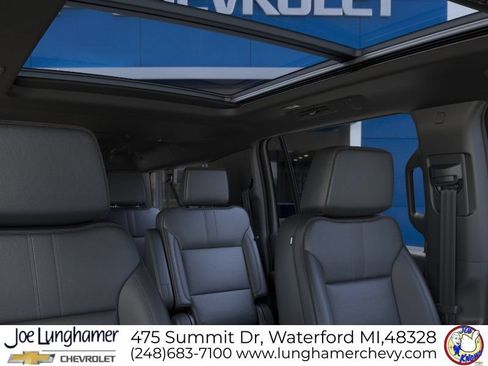 New 2026 Chevrolet Suburban RST AWD/4WD image 24