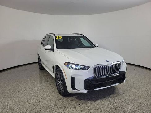 Used 2025 BMW X5 xDrive40i AWD/4WD image 36