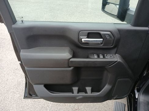 New 2025 Chevrolet Silverado 2500 Custom w/ Custom Value Package image 23