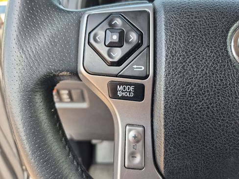 Used 2015 Toyota 4Runner Limited AWD/4WD image 26