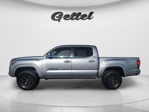 Used 2023 Toyota Tacoma SR5 AWD/4WD image 8