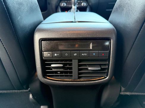 Used 2019 MAZDA CX-9 Touring w/ Touring Premium Package image 24