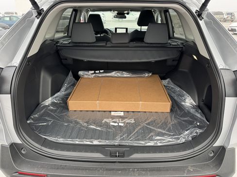 New 2025 Toyota RAV4 XLE image 9