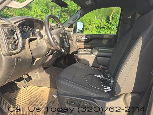 Used 2020 Chevrolet Silverado 3500 LT w/ Convenience Package AWD/4WD image 10