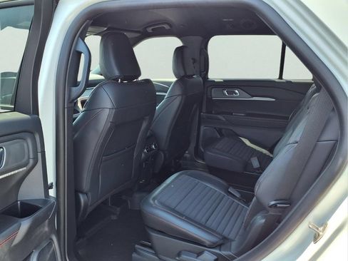 New 2026 Ford Explorer ST-Line AWD/4WD image 19