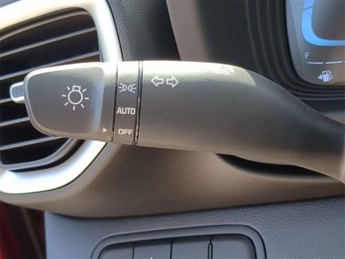 New 2026 Hyundai Venue SE image 27