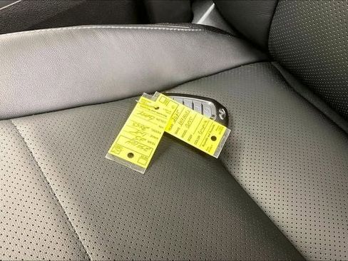 Certified 2025 INFINITI QX55 Essential image 15