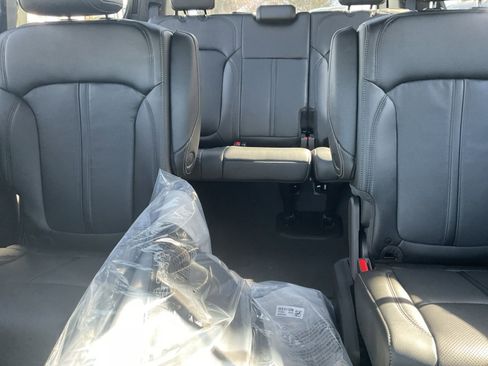 New 2026 Jeep Grand Wagoneer Limited image 30