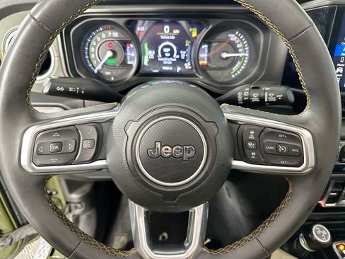 Used 2024 Jeep Wrangler High Altitude AWD/4WD image 12