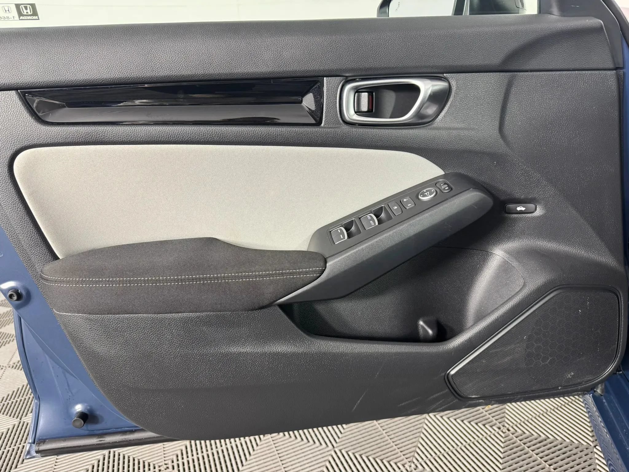 Used 2025 Honda Civic Sport Touring image 36