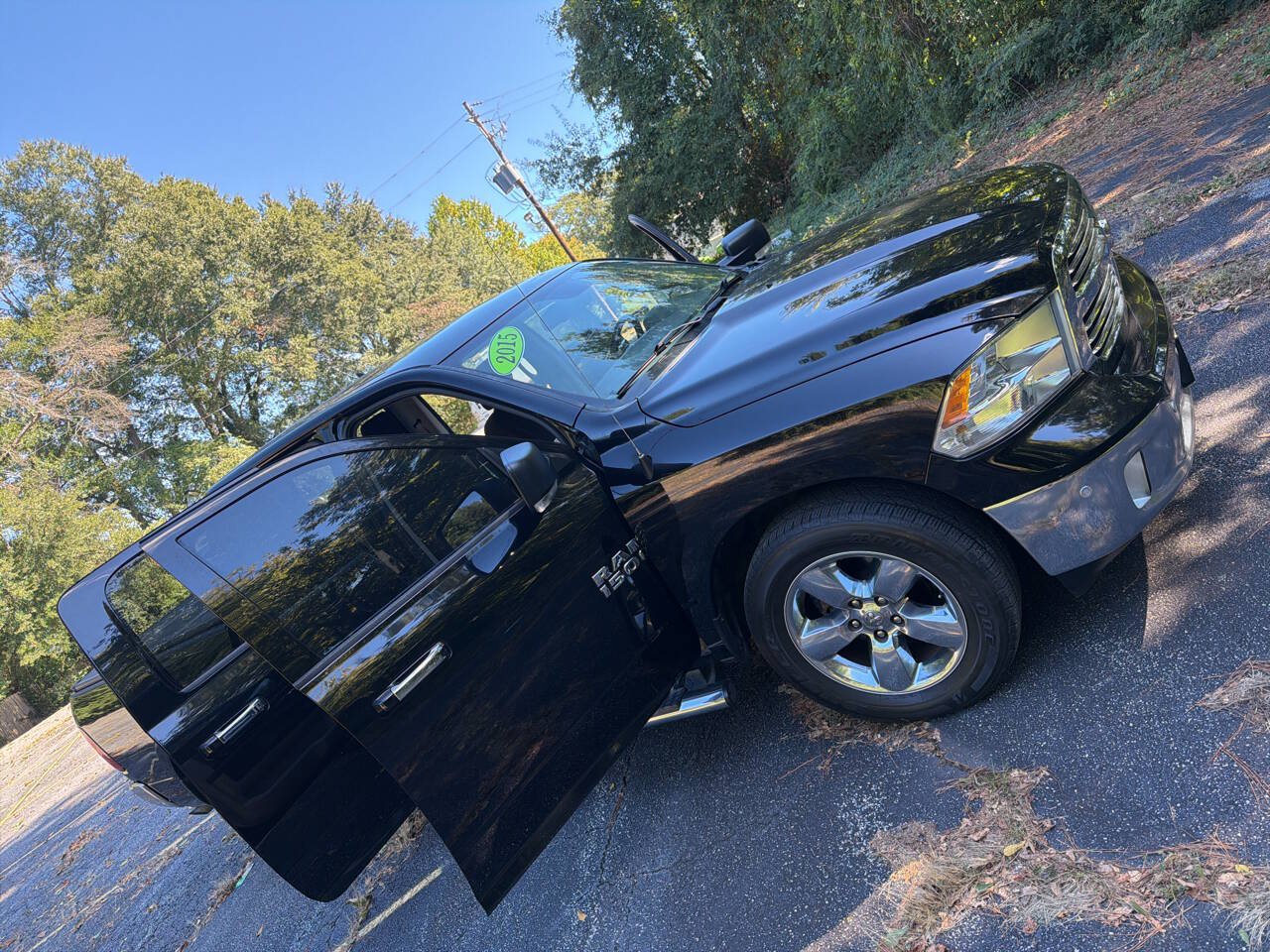 Used 2015 RAM 1500 Big Horn RWD image 24