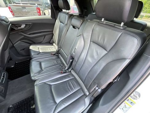 Used 2017 Audi Q7 3.0T Premium Plus AWD/4WD image 16