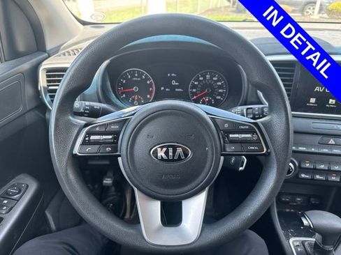 Used 2021 Kia Sportage LX FWD image 9