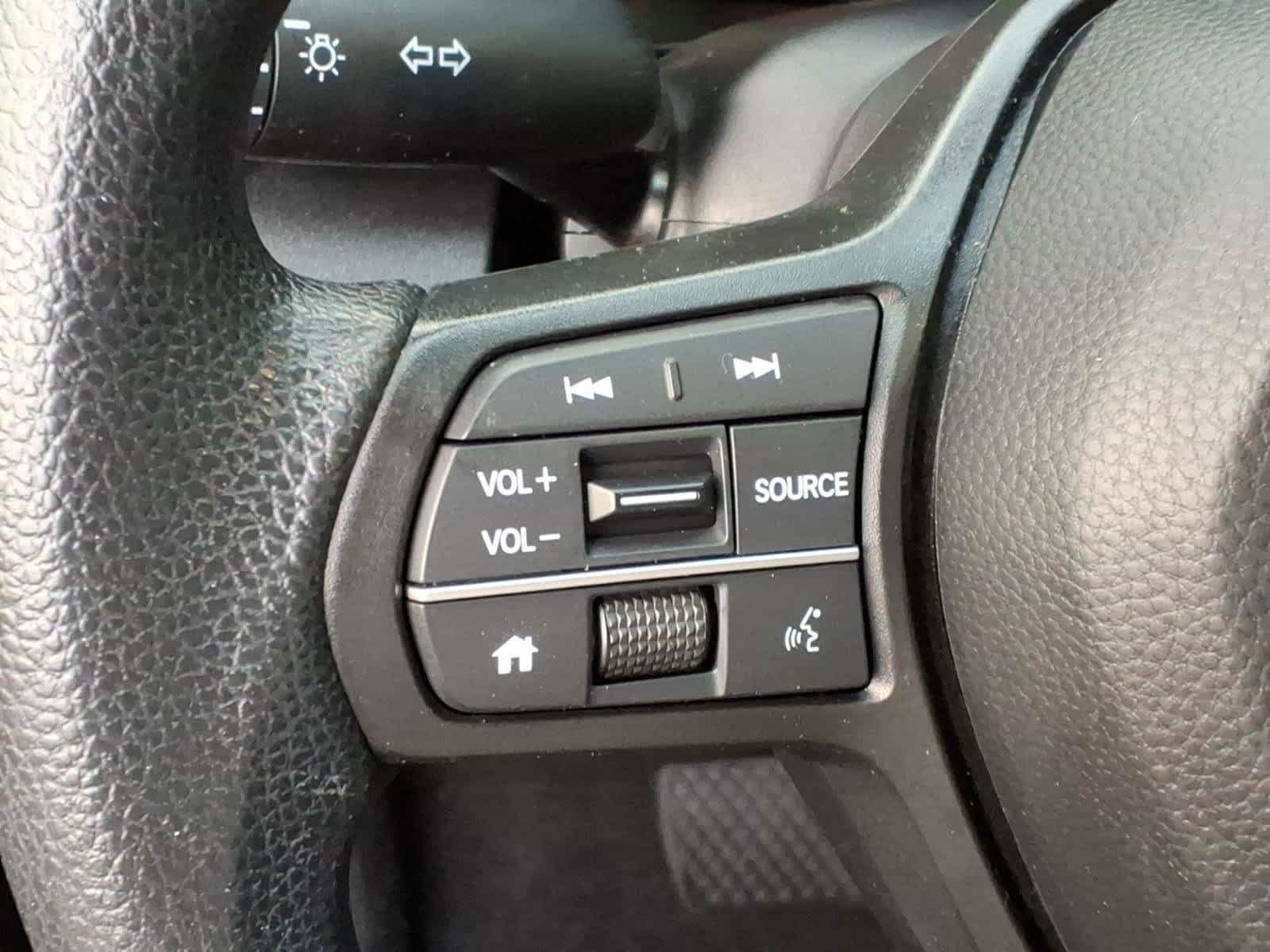 Used 2023 Honda CR-V LX image 17