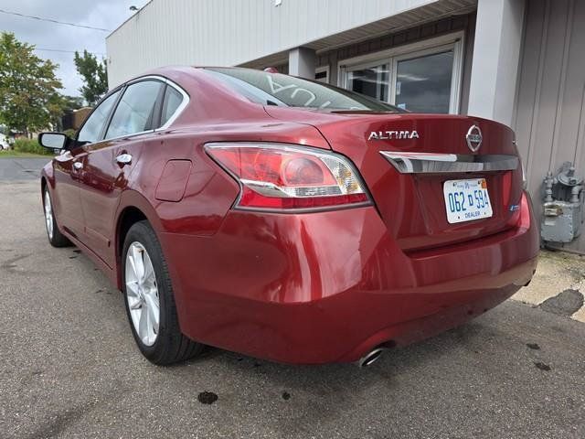 Used 2014 Nissan Altima 2.5 SV FWD image 5