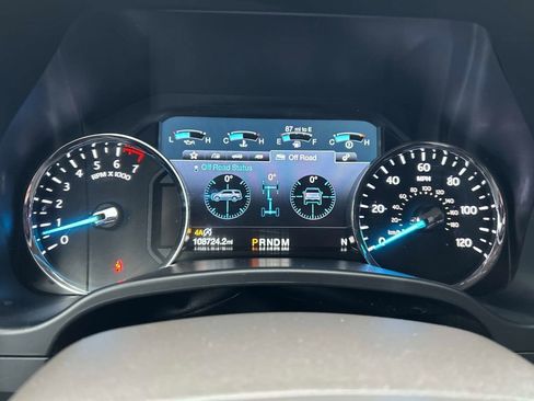 Used 2018 Ford Expedition XLT w/ Equipment Group 202A image 28