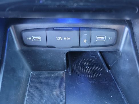 Used 2023 Hyundai Santa Cruz Limited image 16