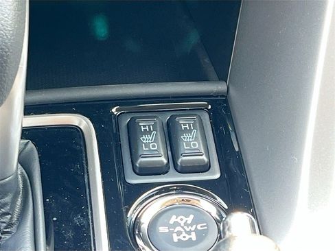 New 2025 Mitsubishi Eclipse Cross LE image 19