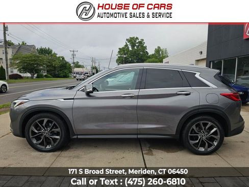 Used 2019 INFINITI QX50 Essential w/ Sensory Package AWD/4WD image 8