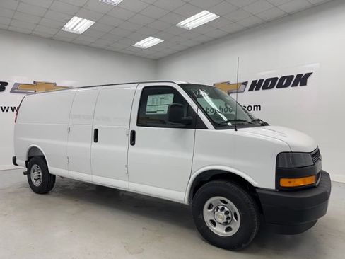 New 2026 Chevrolet Express 2500 w/ Driver Convenience Package RWD image 3
