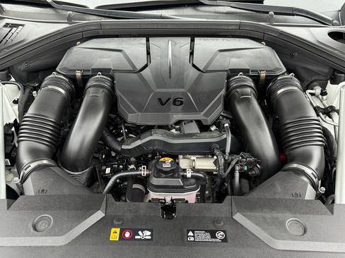 Used 2022 Genesis GV70 3.5T Sport w/ Sport Prestige Package image 36