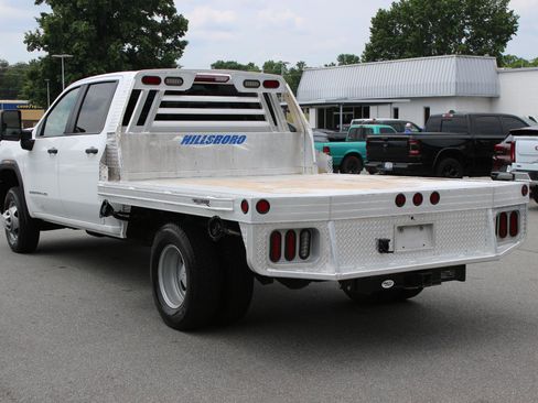 Used 2025 GMC Sierra 3500 Pro w/ Convenience Package AWD/4WD image 5