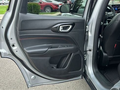 Used 2024 Jeep Compass Trailhawk image 23