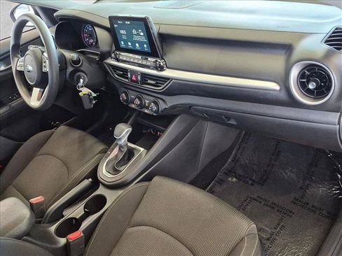 Used 2020 Kia Forte LXS FWD image 19